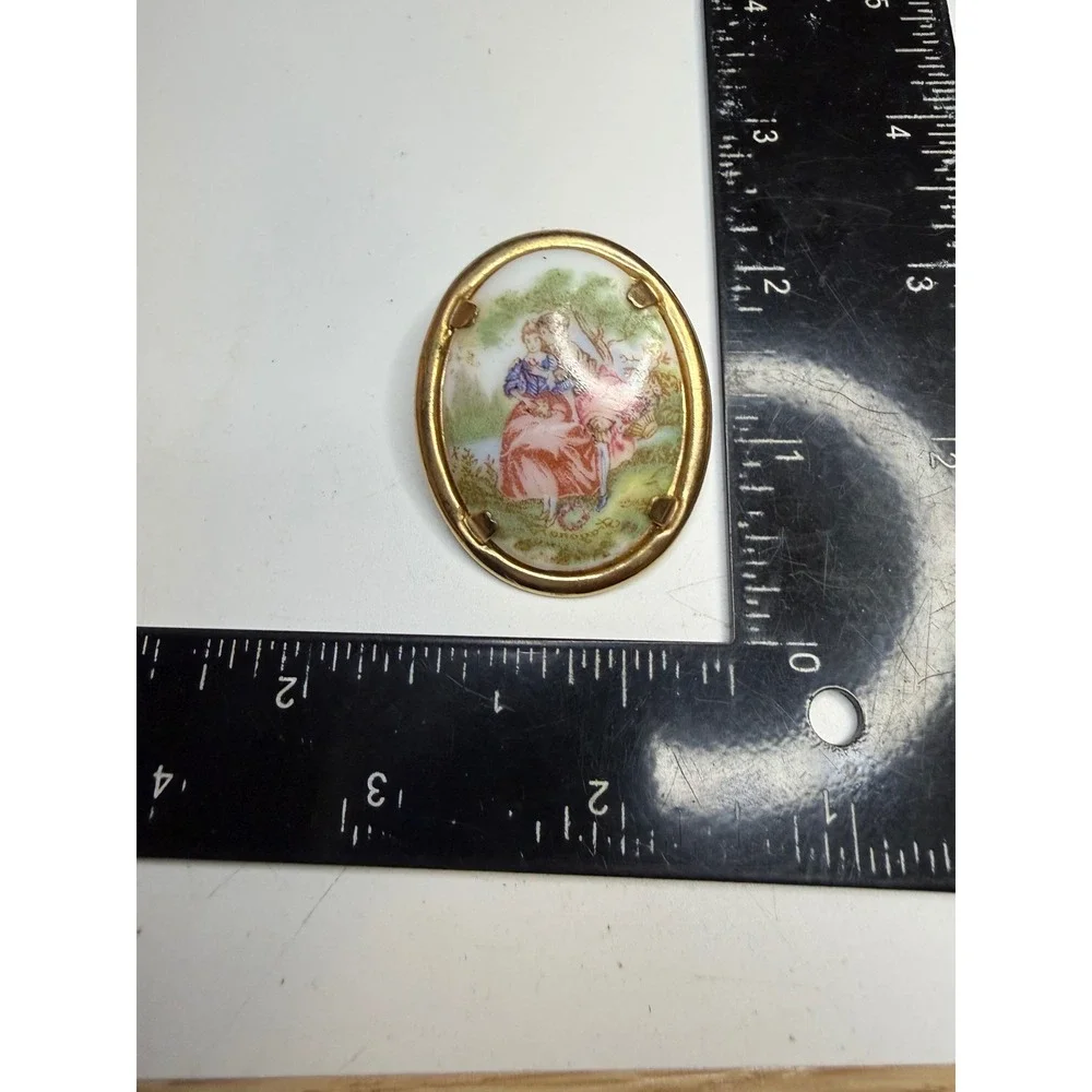 Vintage Limoges Fragonard Porcelain Brooch Courting Couple Gold Tone Oval Pin